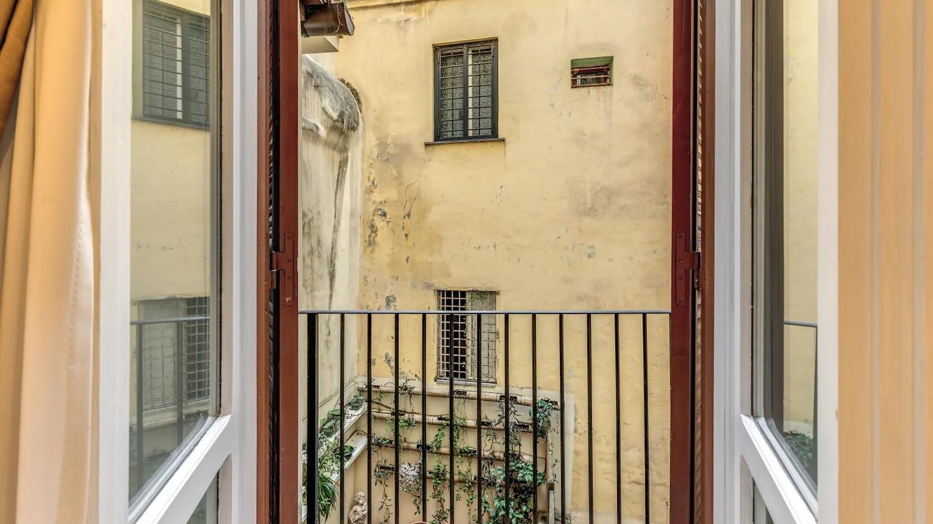 Ciancaleoni Gruppo M&L Apartments Roma 0*,  Italia